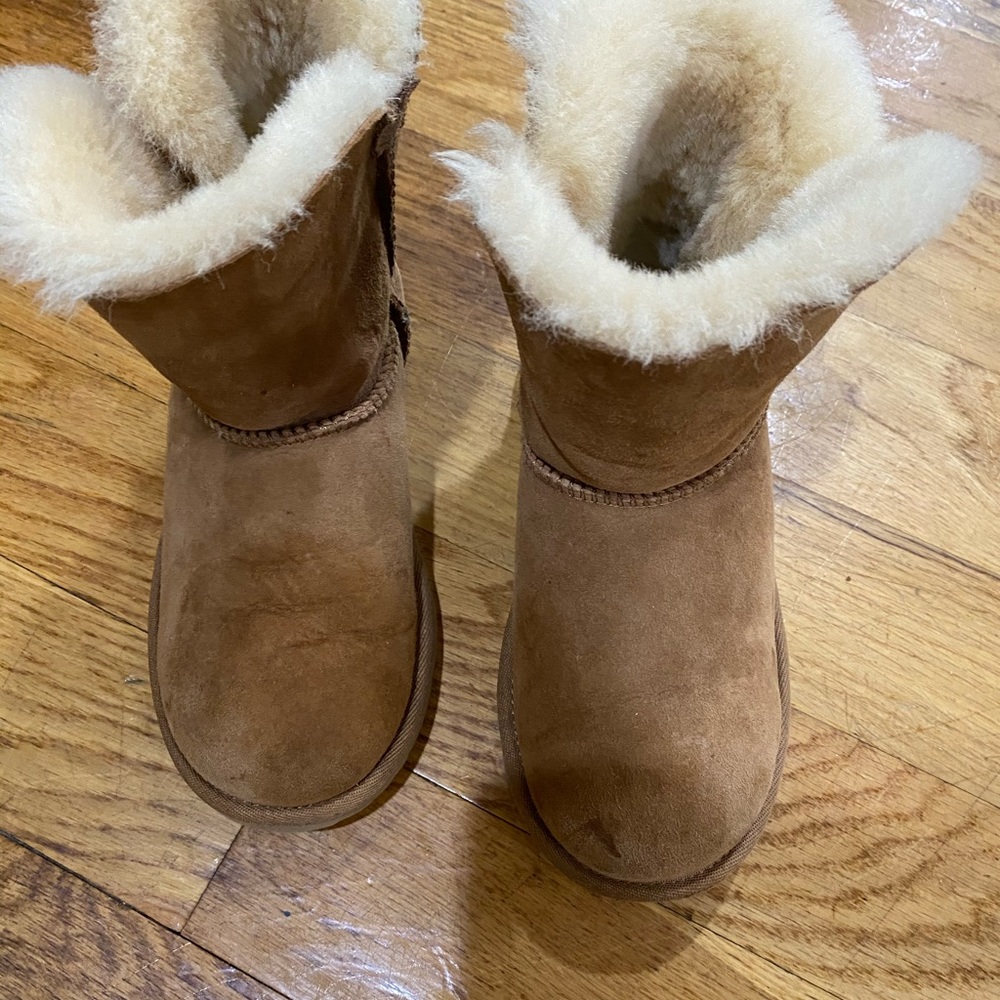 Ugg